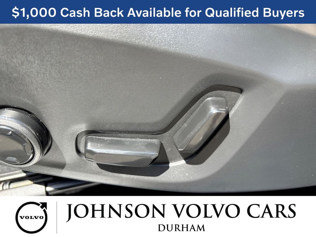 2026 Volvo XC90 Ultra - Photo 14