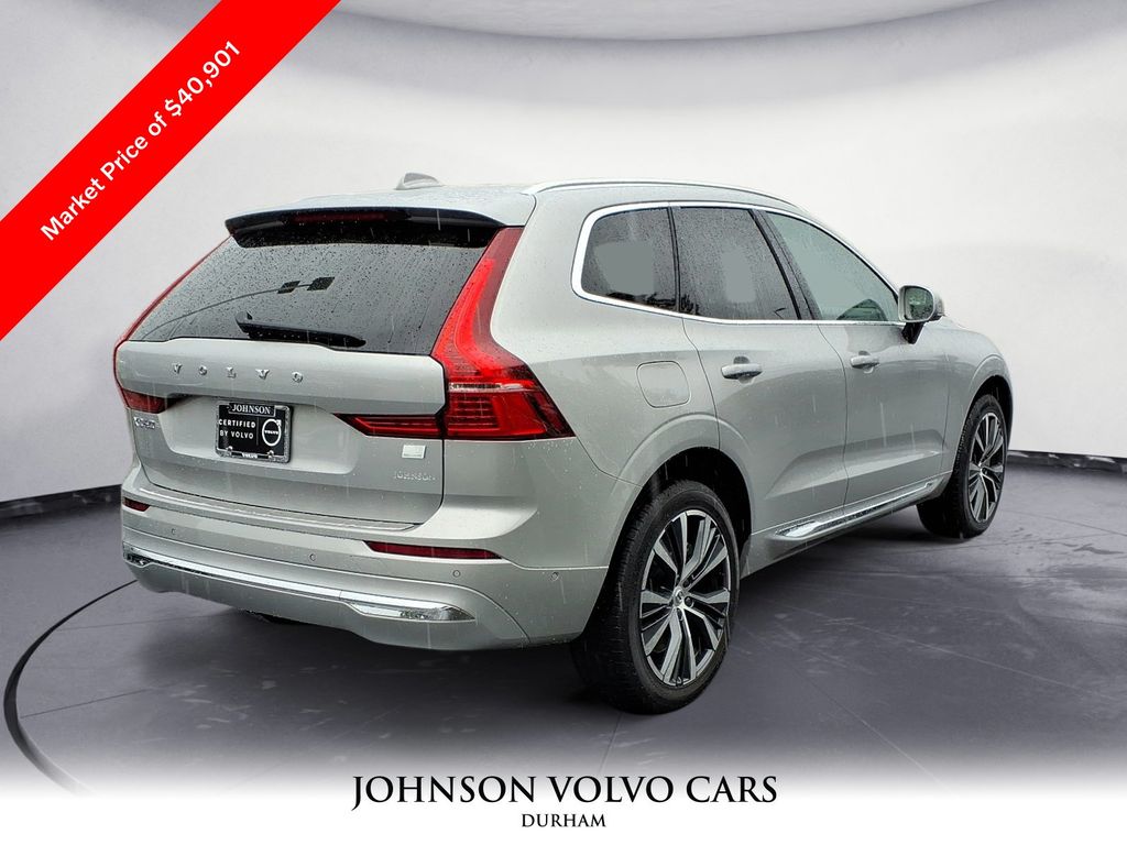 2022 Volvo XC60 Recharge Hybrid T8 Inscription Expression photo 3