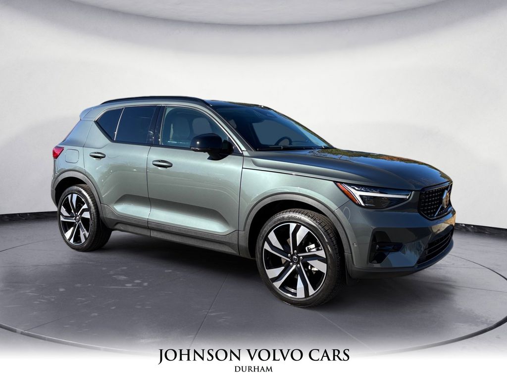2026 Volvo XC40 Ultra's photo