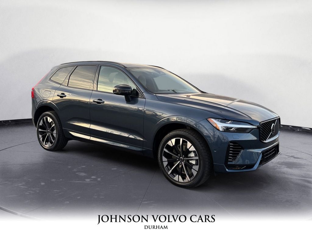 2026 Volvo XC60 Plus's photo