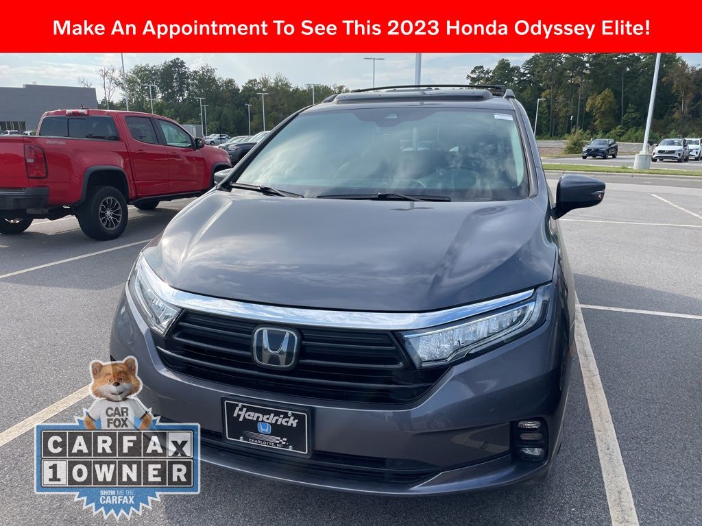 2023 Honda Odyssey Elite photo 2