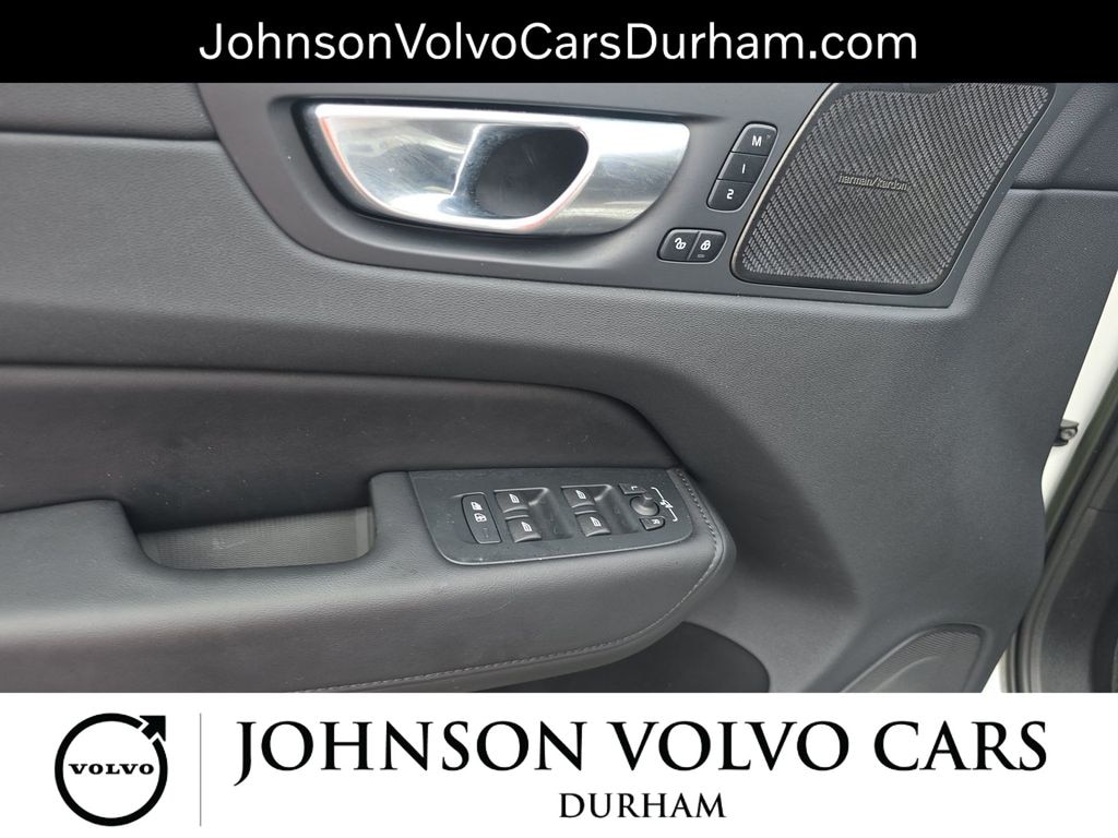 Used 2023 Volvo XC60 B5 Plus Bright Theme SUV