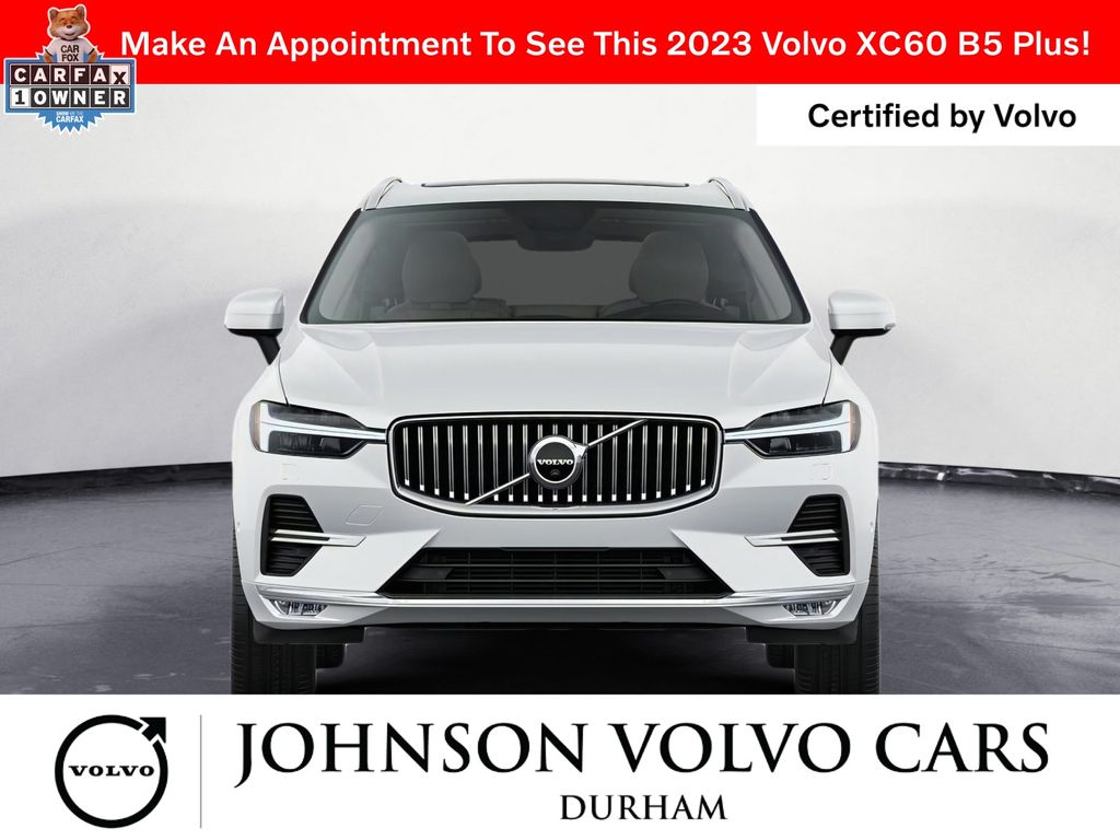 2023 Volvo XC60 B5 Plus photo 2