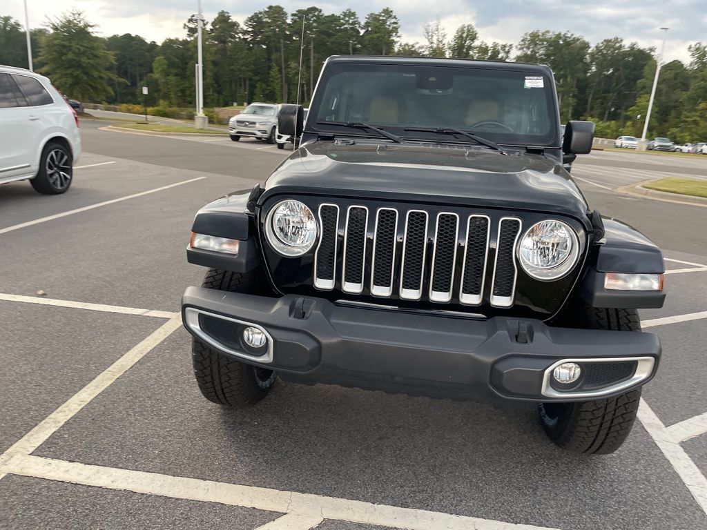 2020 Jeep Wrangler Unlimited Sahara photo 4