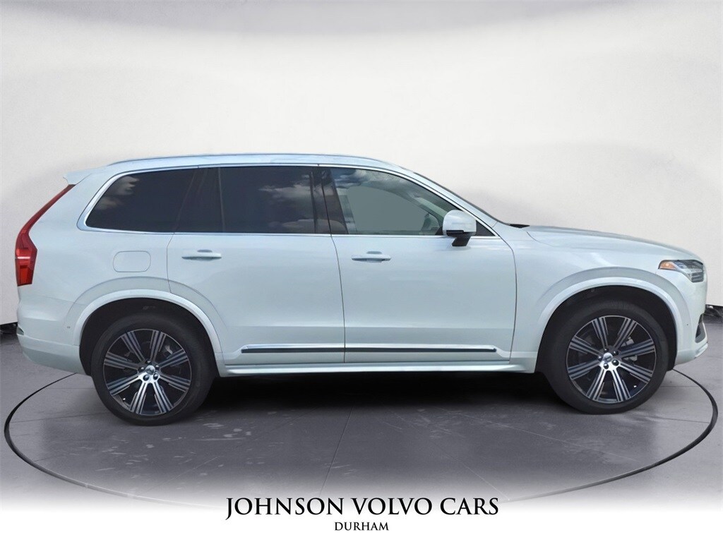 2025 Volvo XC90 Plus photo 2