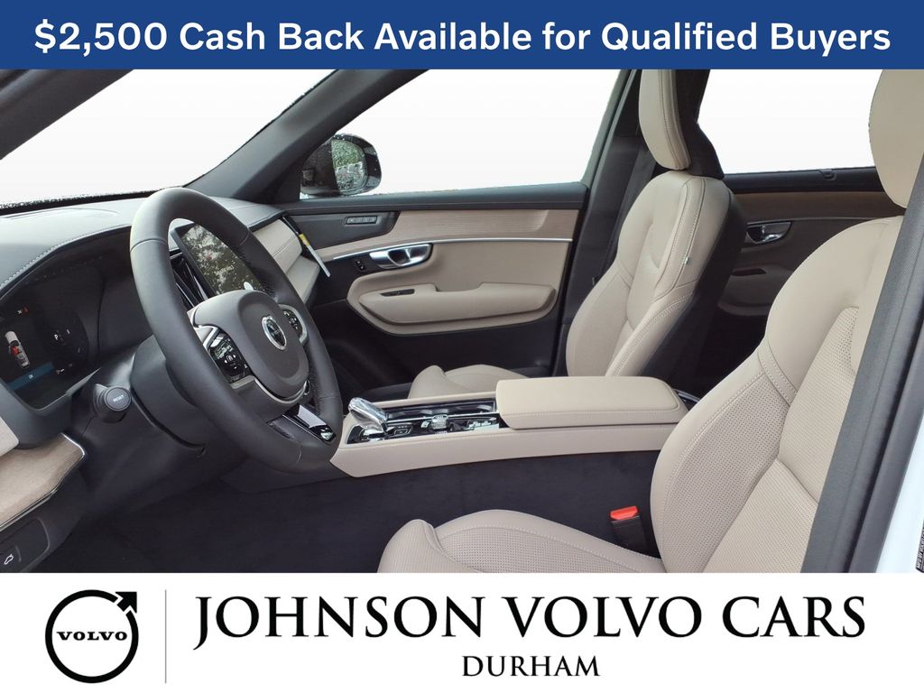2026 Volvo XC90 Ultra - Photo 13