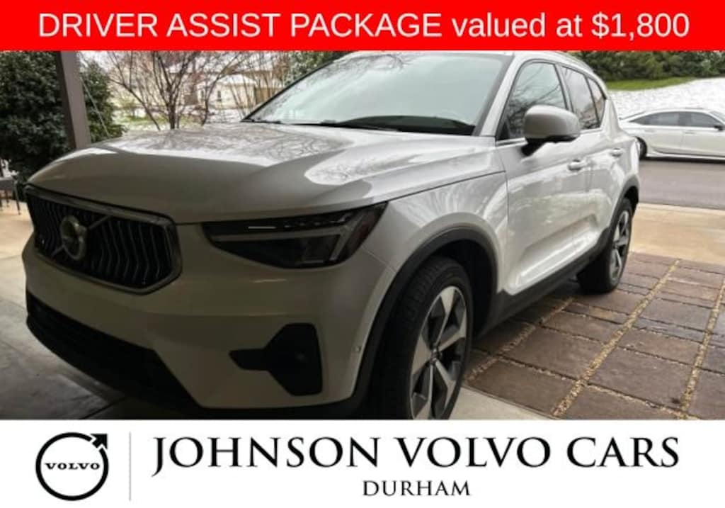 Used 2023 Volvo XC40 B5 Plus Bright Theme SUV