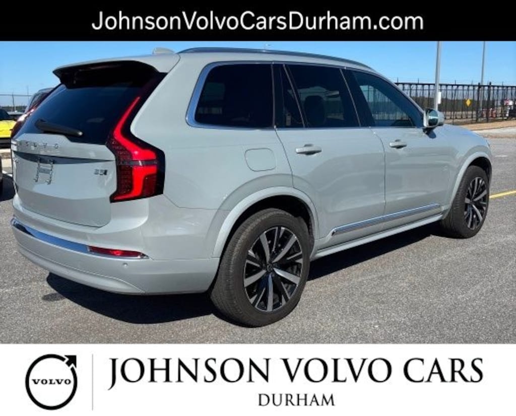 Used 2025 Volvo XC90 B5 Core SUV
