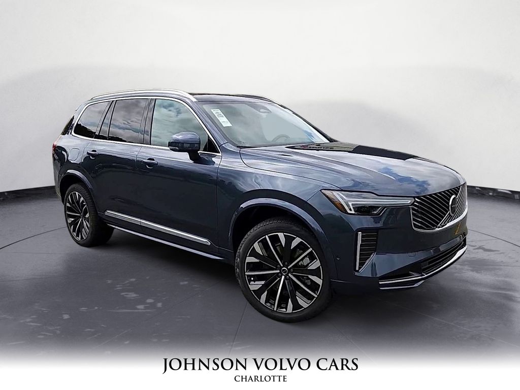 2026 Volvo XC90 B5 Plus photo 2