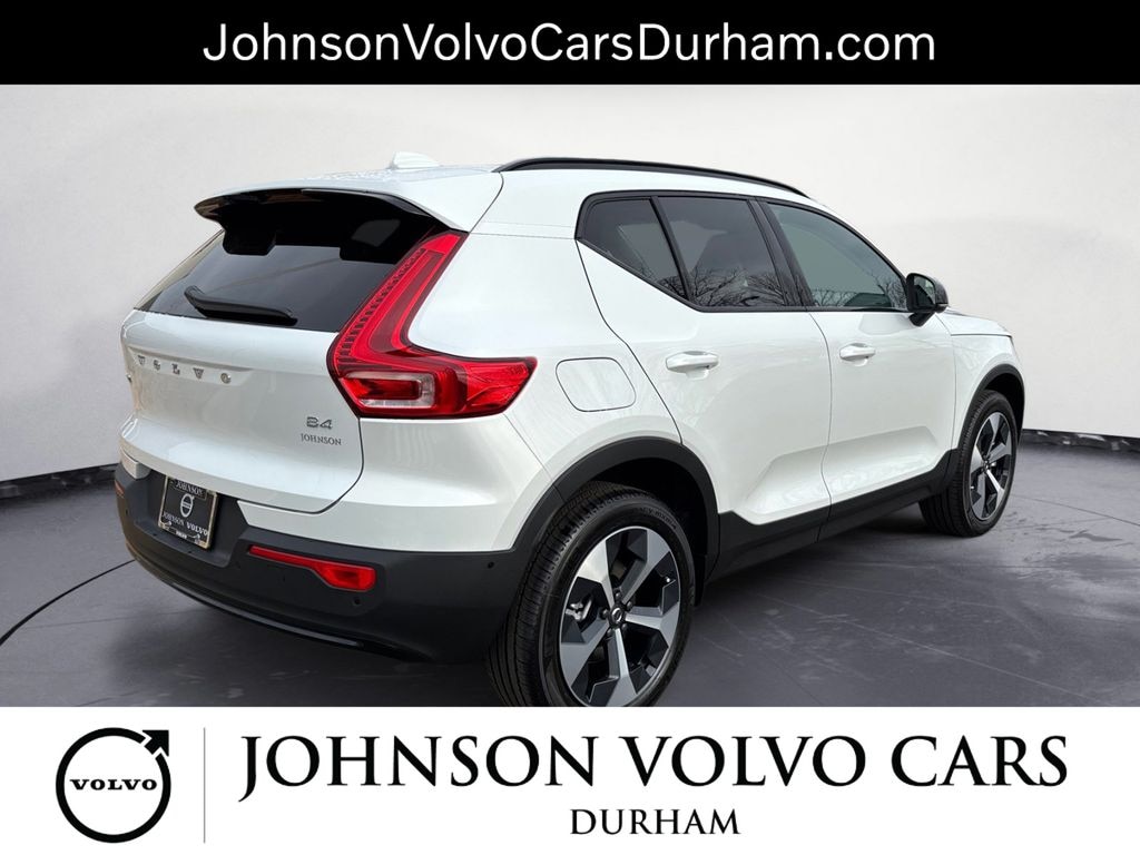 New 2026 Volvo XC40 B4 Plus SUV