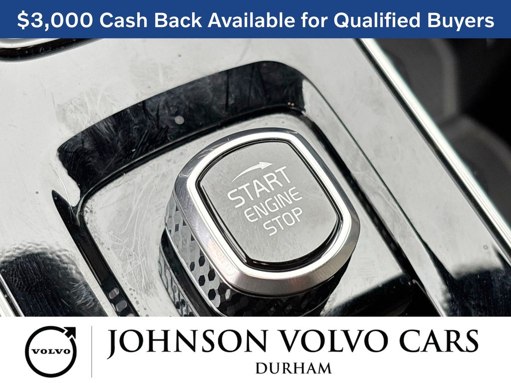 2026 Volvo XC90 Plus - Photo 22