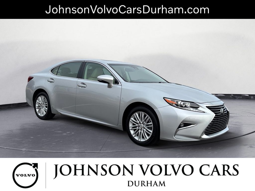 2017 Lexus ES 350's photo