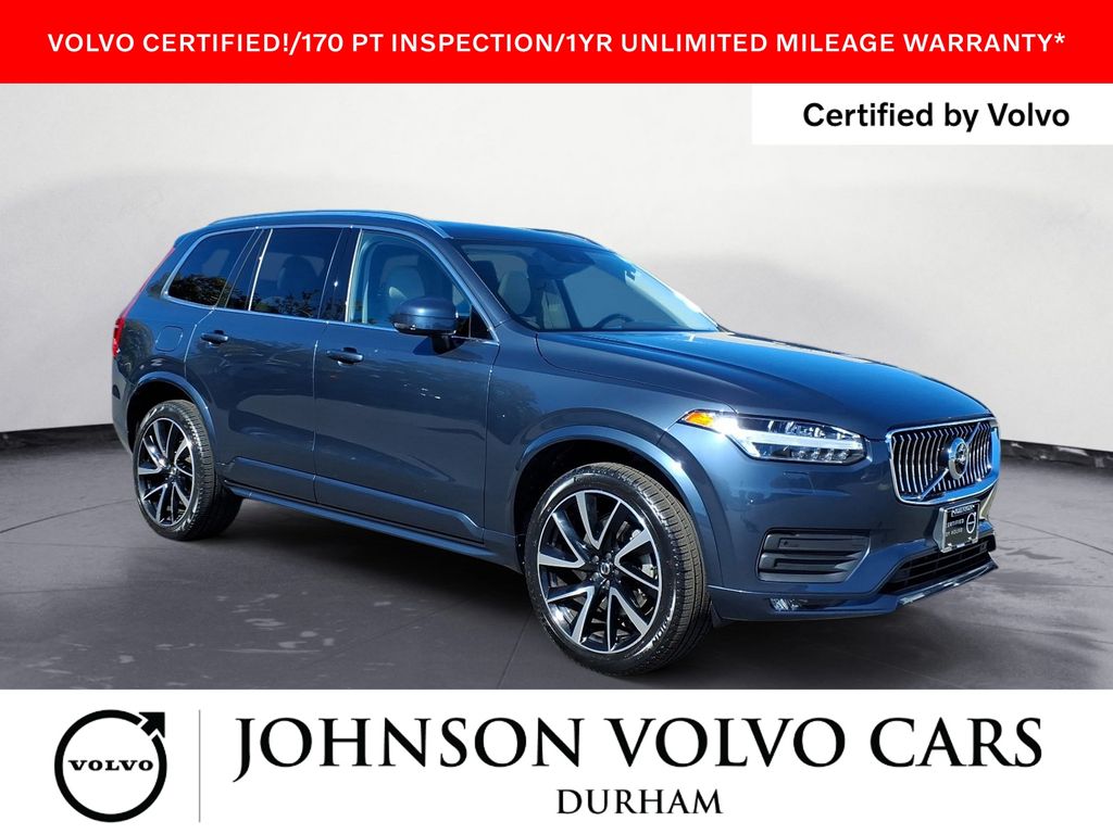 2022 Volvo XC90 Momentum