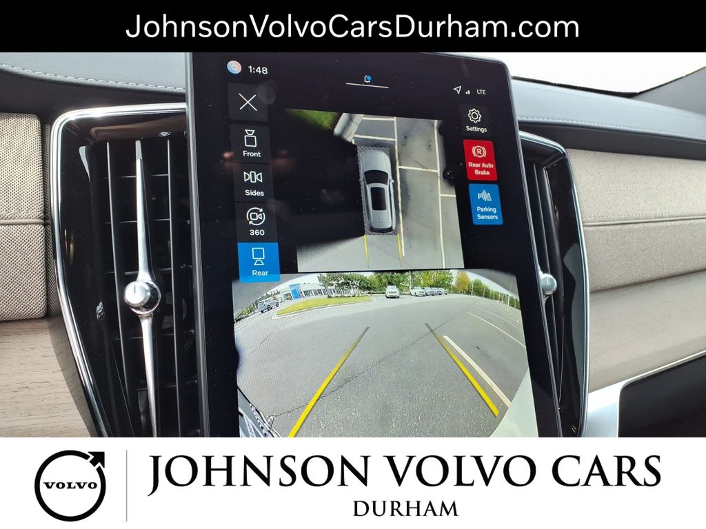 2026 Volvo XC90 Plus - Photo 15