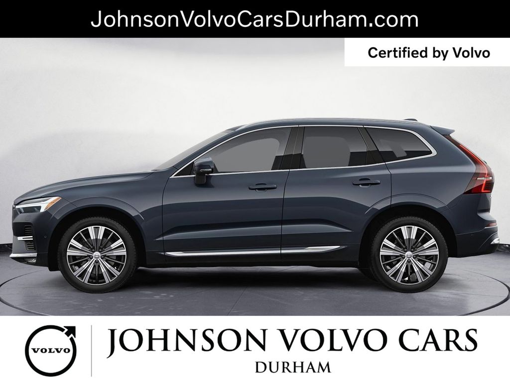 2023 Volvo XC60 B5 Plus photo 3