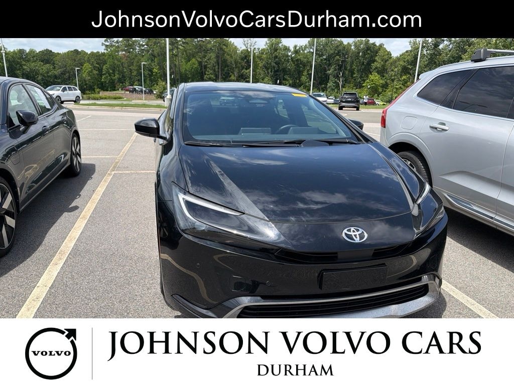 Used 2025 Toyota Prius Plug-In Hybrid XSE Hatchback