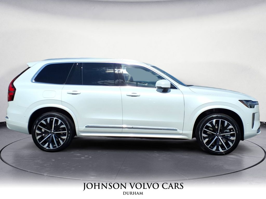 2026 Volvo XC90 Plus T8 photo 2