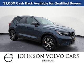 2026 Volvo XC40 B5 Core AWD