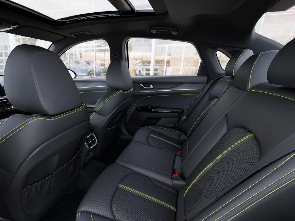 2026 Kia K5 GT - Photo 18
