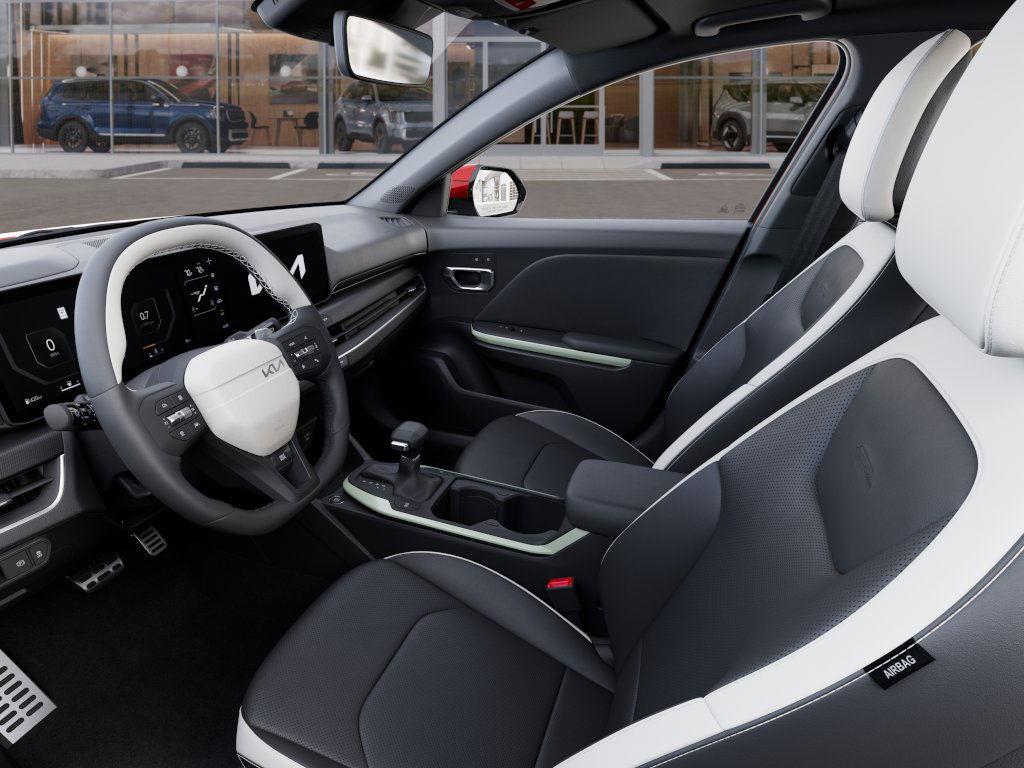 2025 Kia K4 GT-Line Turbo - Photo 17