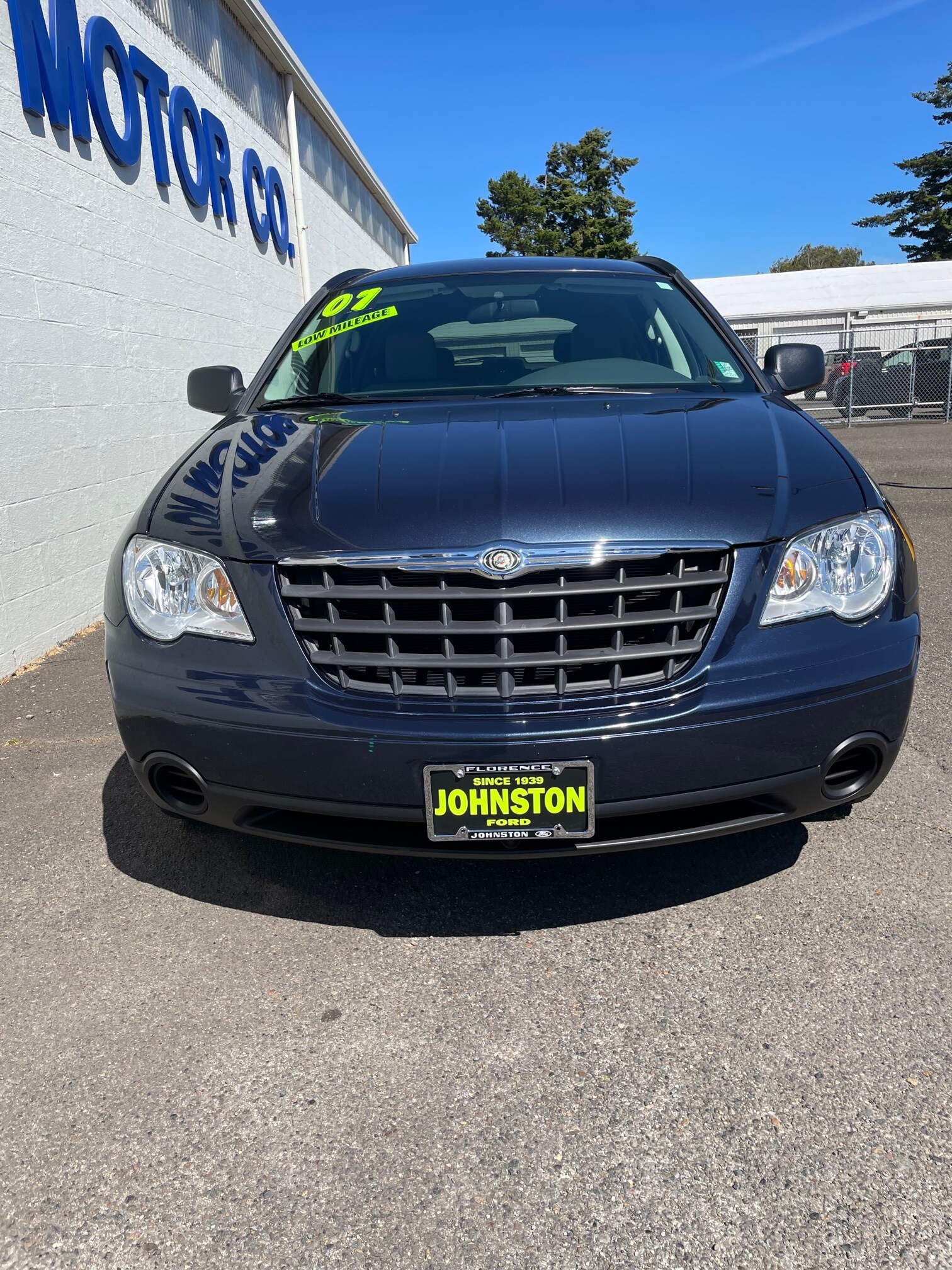 2007 Chrysler Pacifica Base photo 3