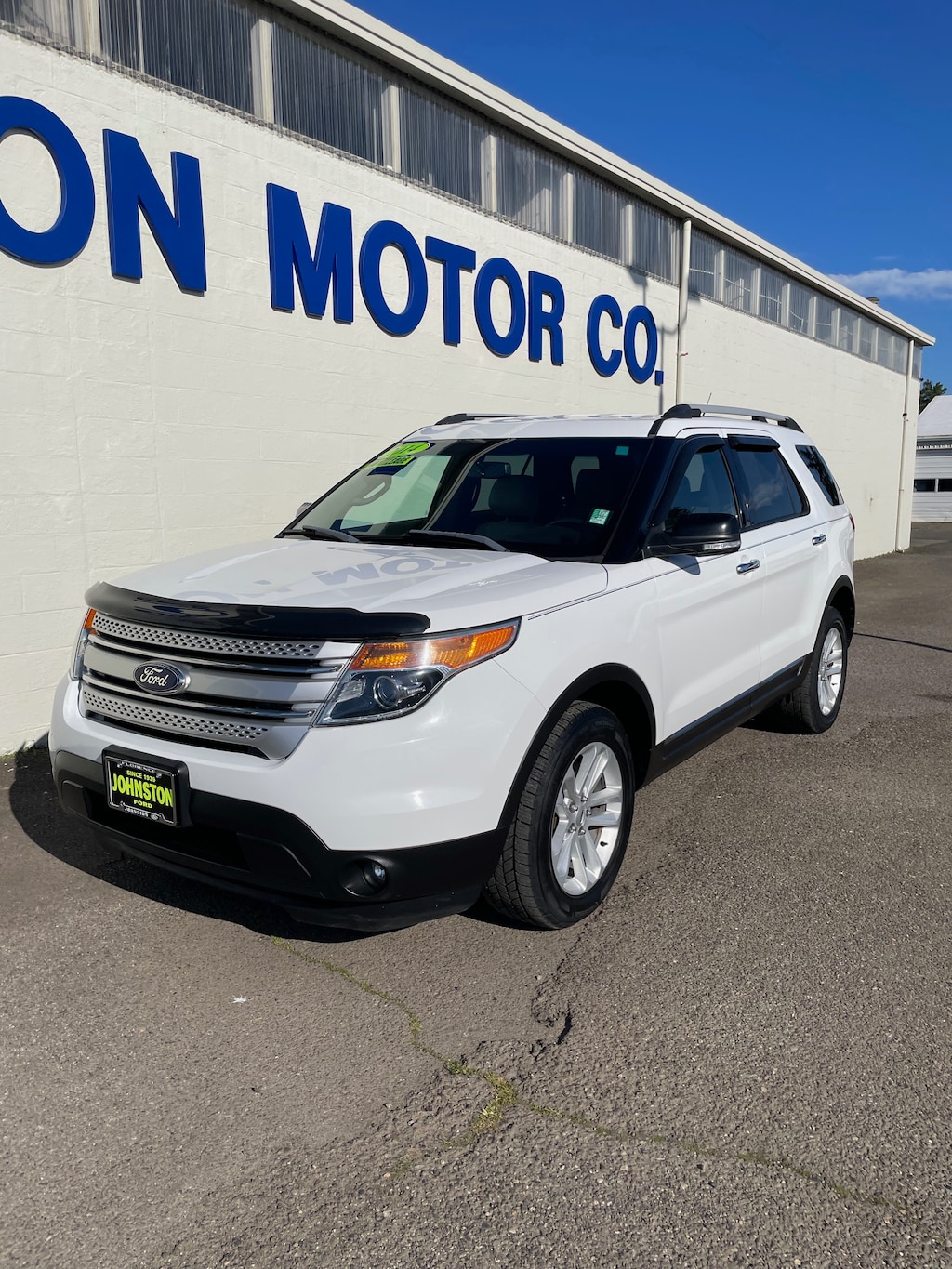 2014 Ford Explorer XLT photo 3