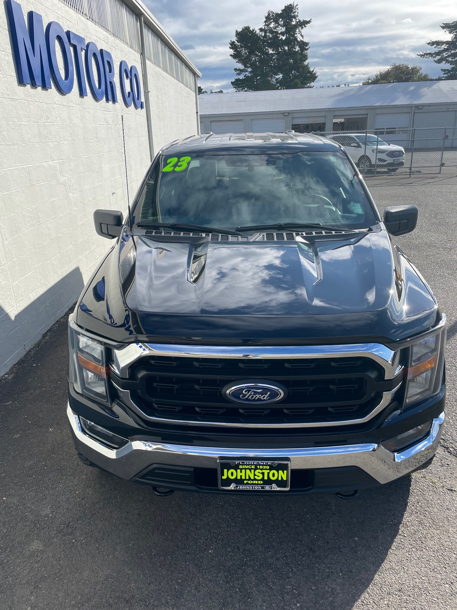 2023 Ford F-150 XLT photo 4