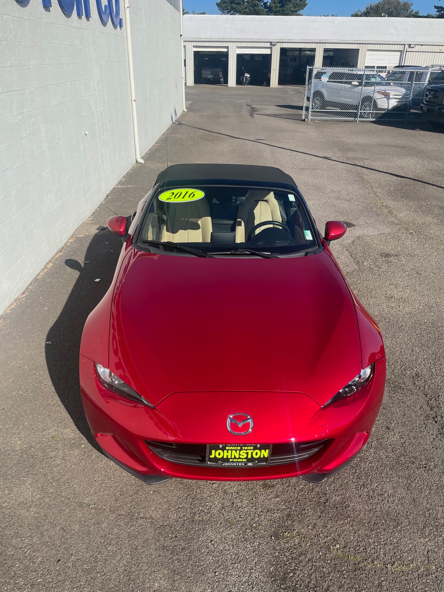 2016 Mazda MX-5 Miata Miata Grand Touring photo 3