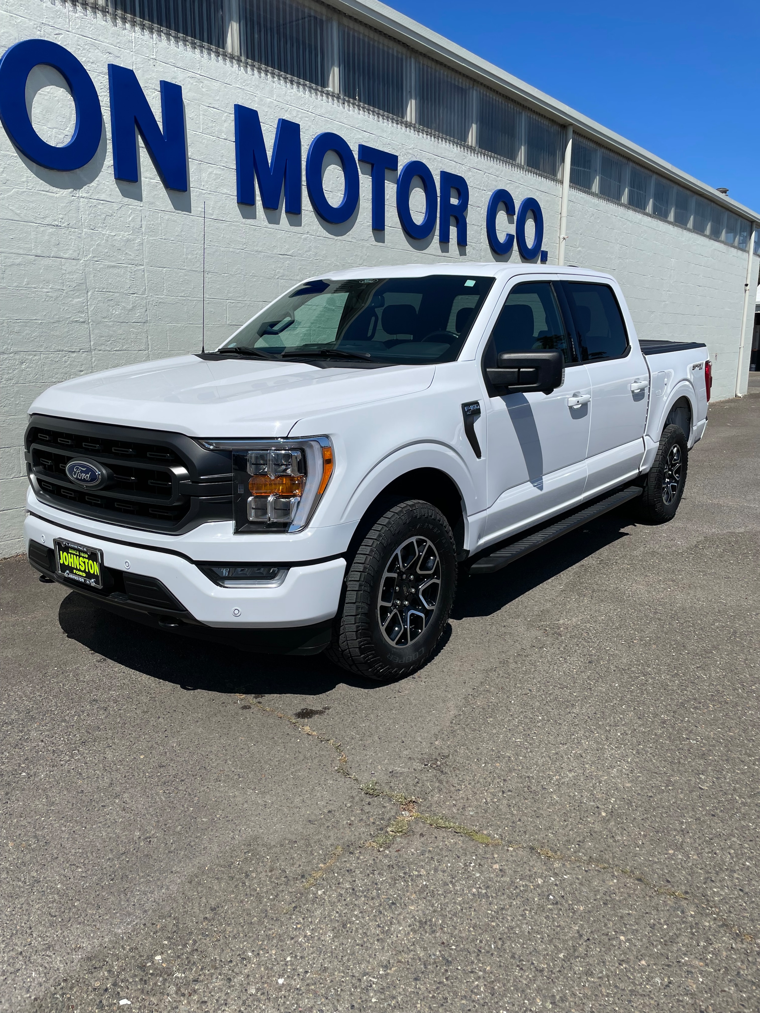 Used 2021 Ford F-150 XLT with VIN 1FTFW1EP0MKD26181 for sale in Florence, OR