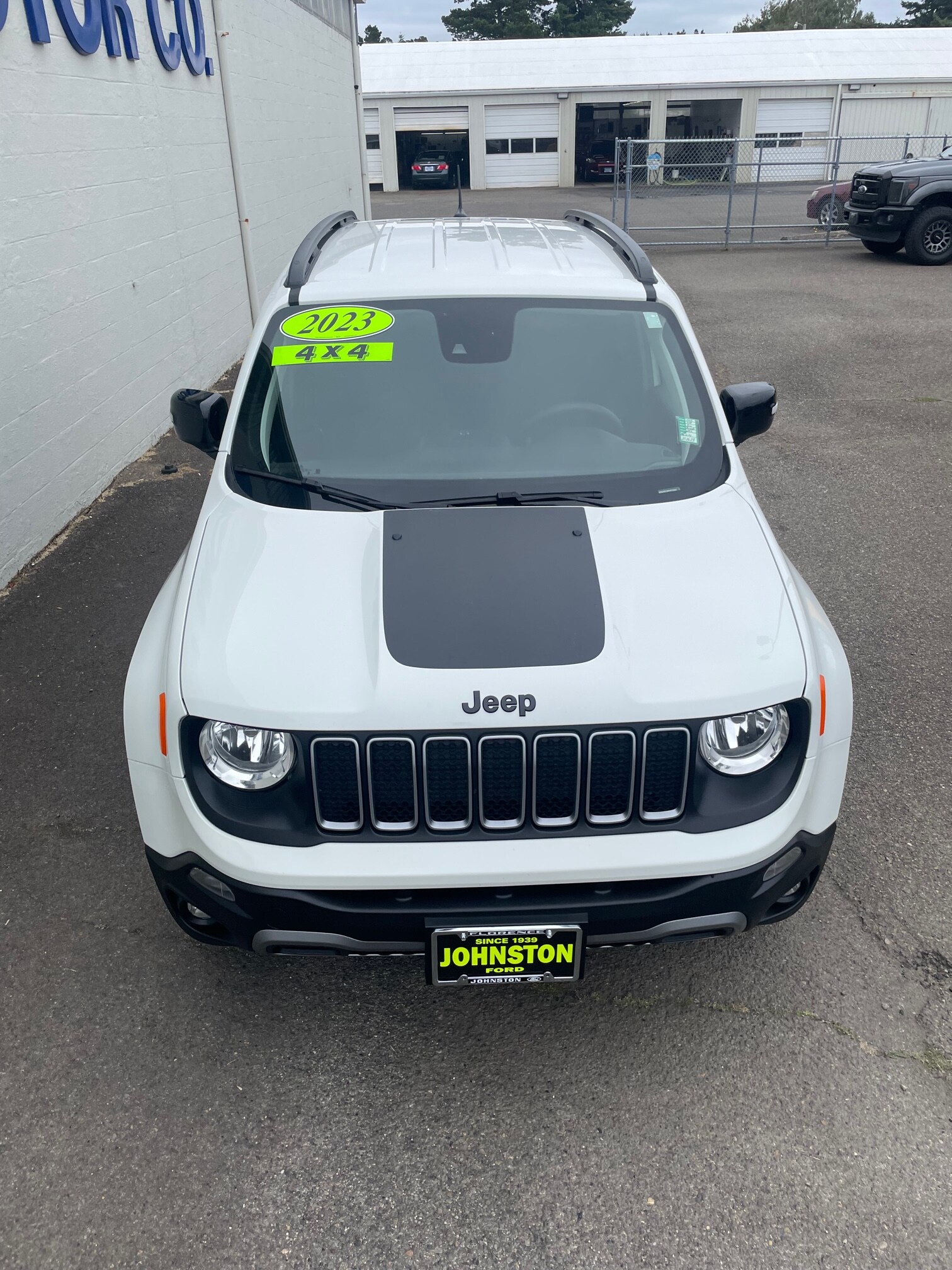 2023 Jeep Renegade Latitude photo 4