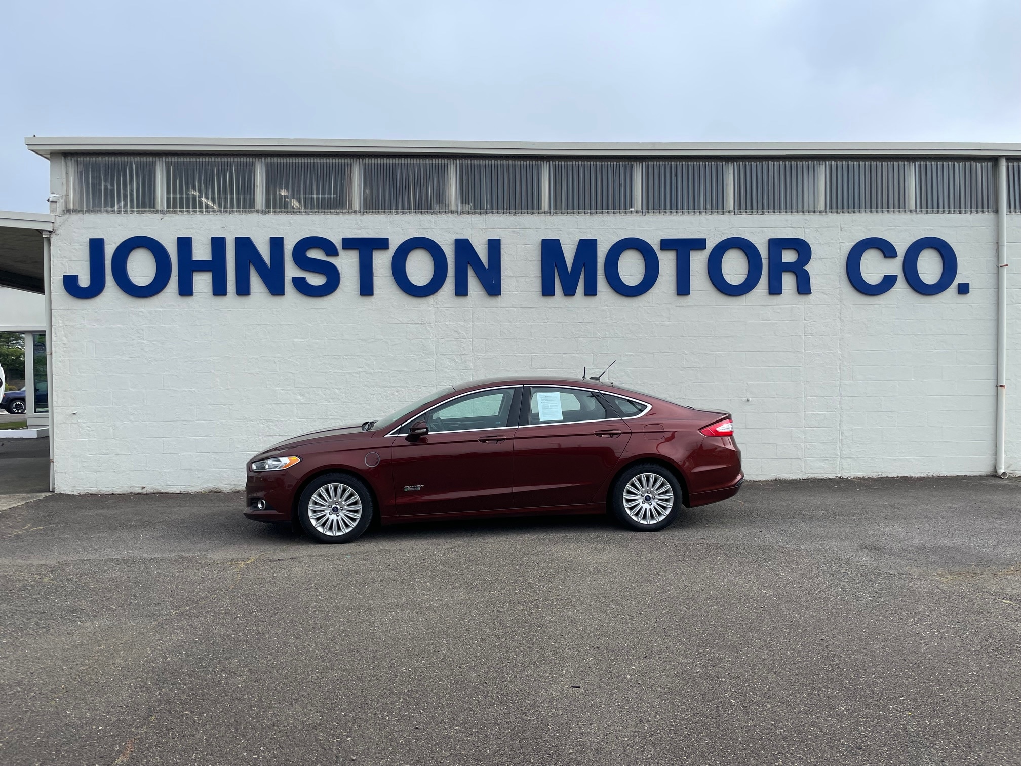 2016 Ford Fusion Plug-In Hybrid SE Luxury's photo