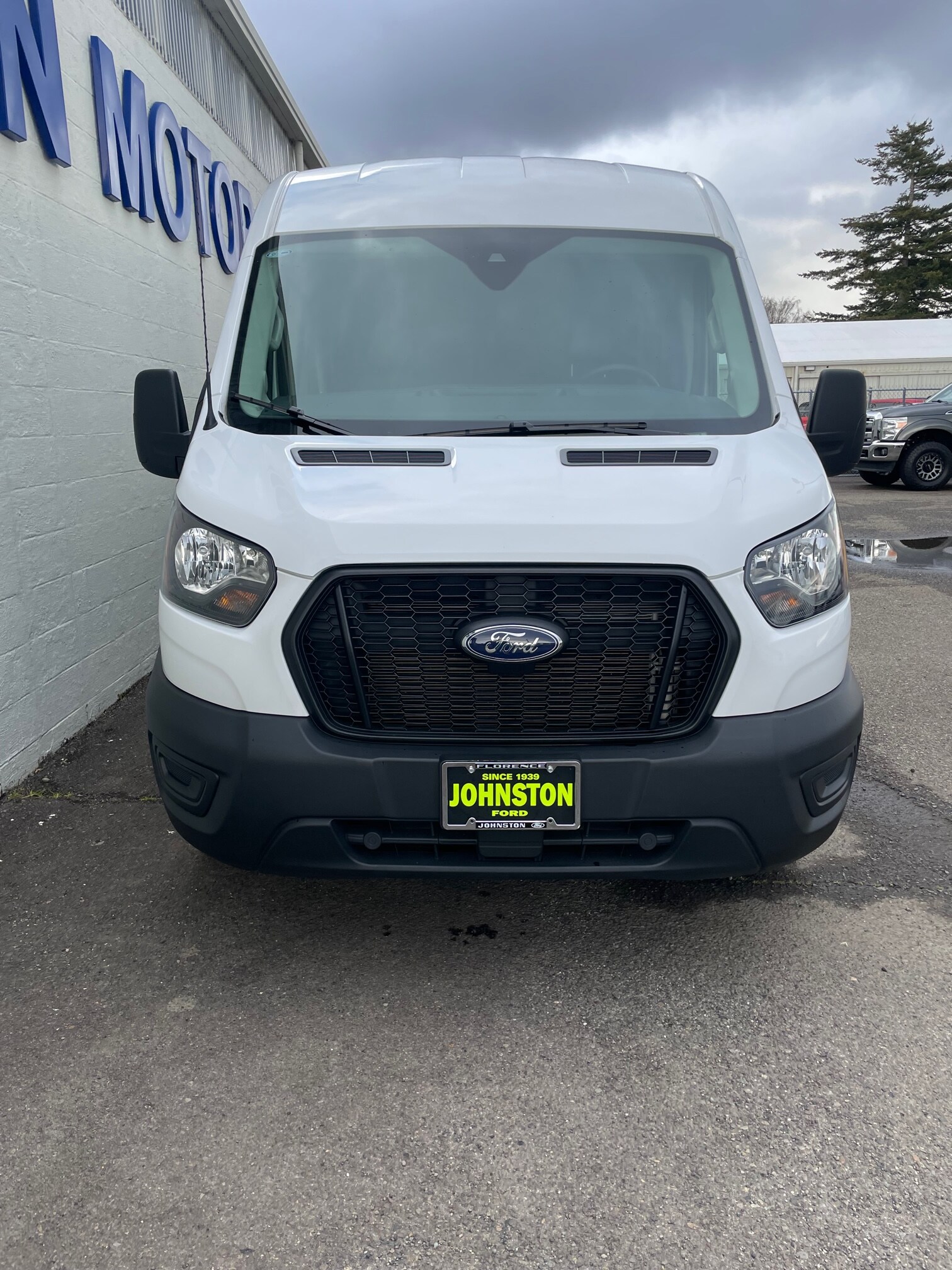 2023 Ford Transit photo 3
