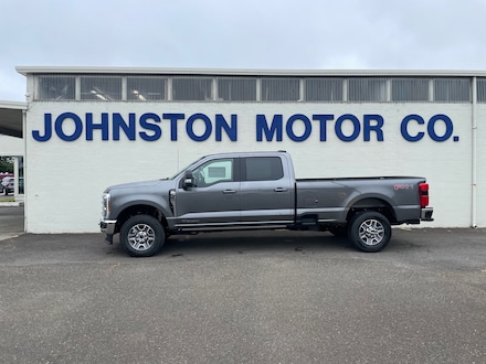2025 Ford Super Duty F-350 Lariat TRUCK