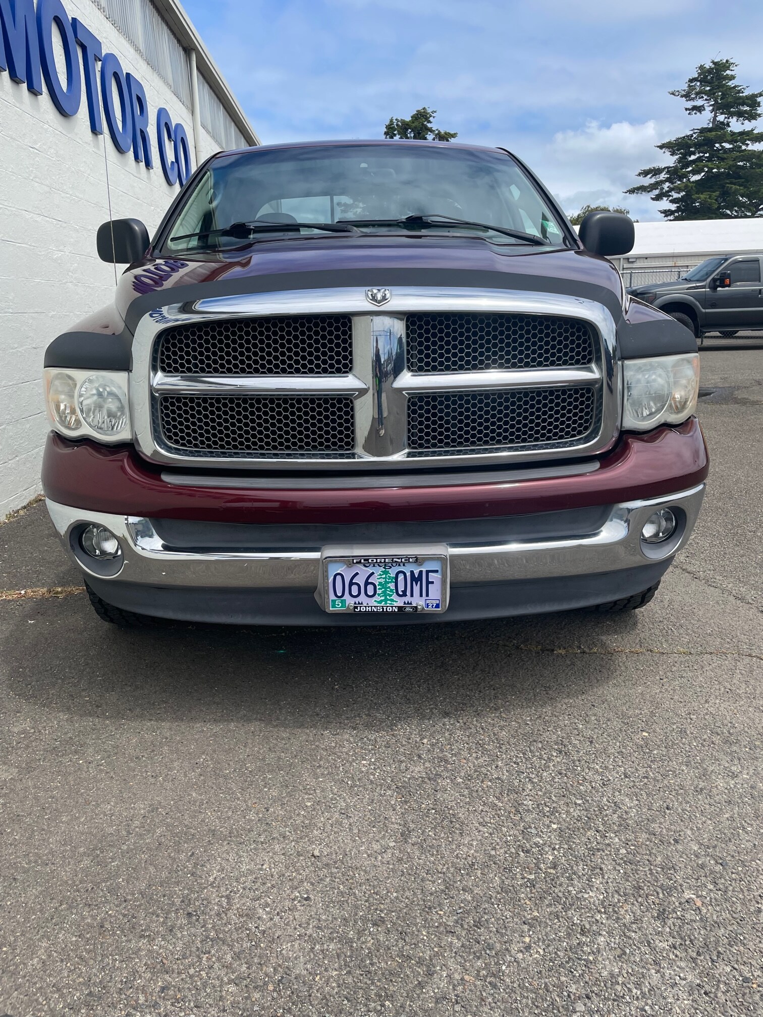 2002 Dodge Ram SLT photo 3