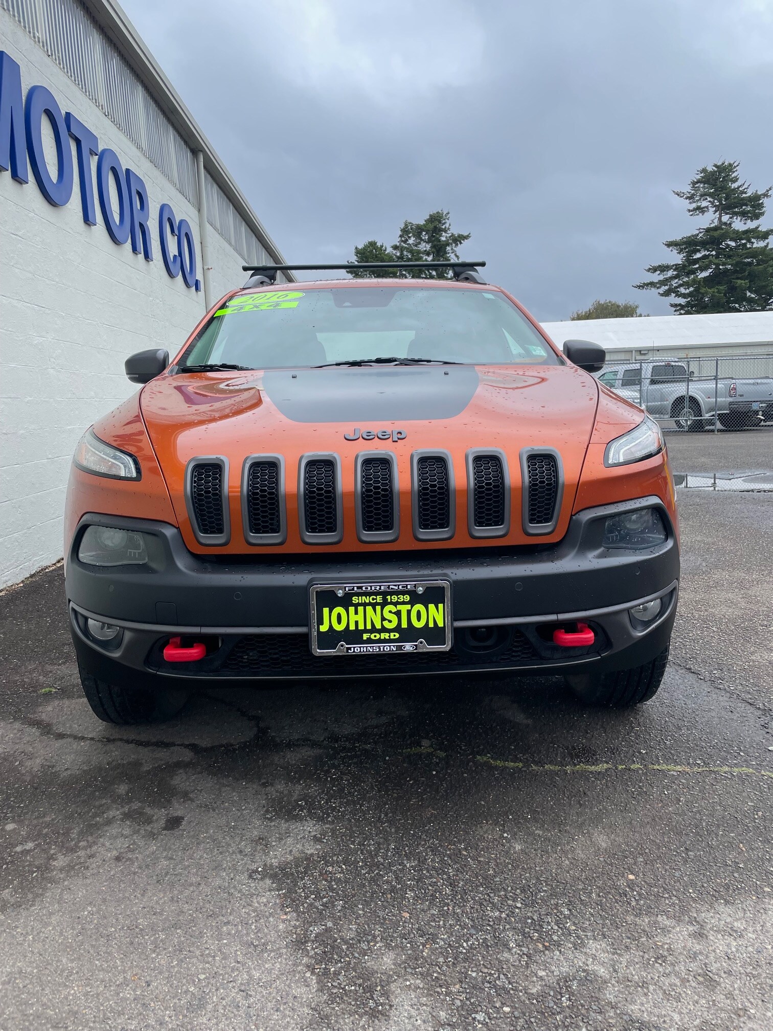 2016 Jeep Cherokee Trailhawk photo 3