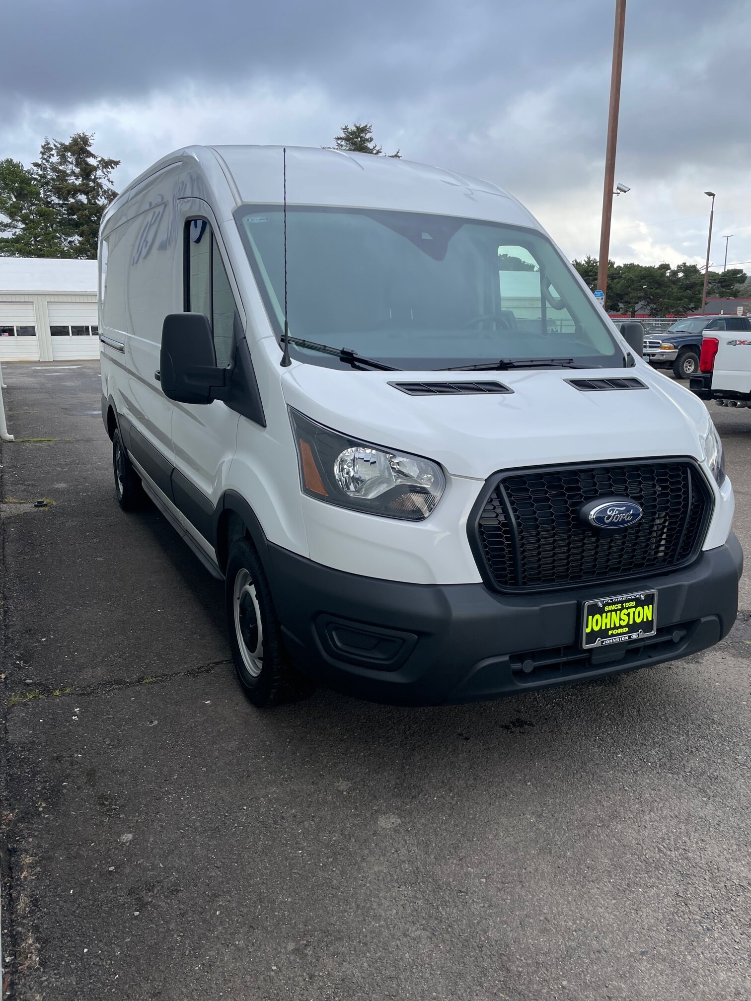 2023 Ford Transit photo 4