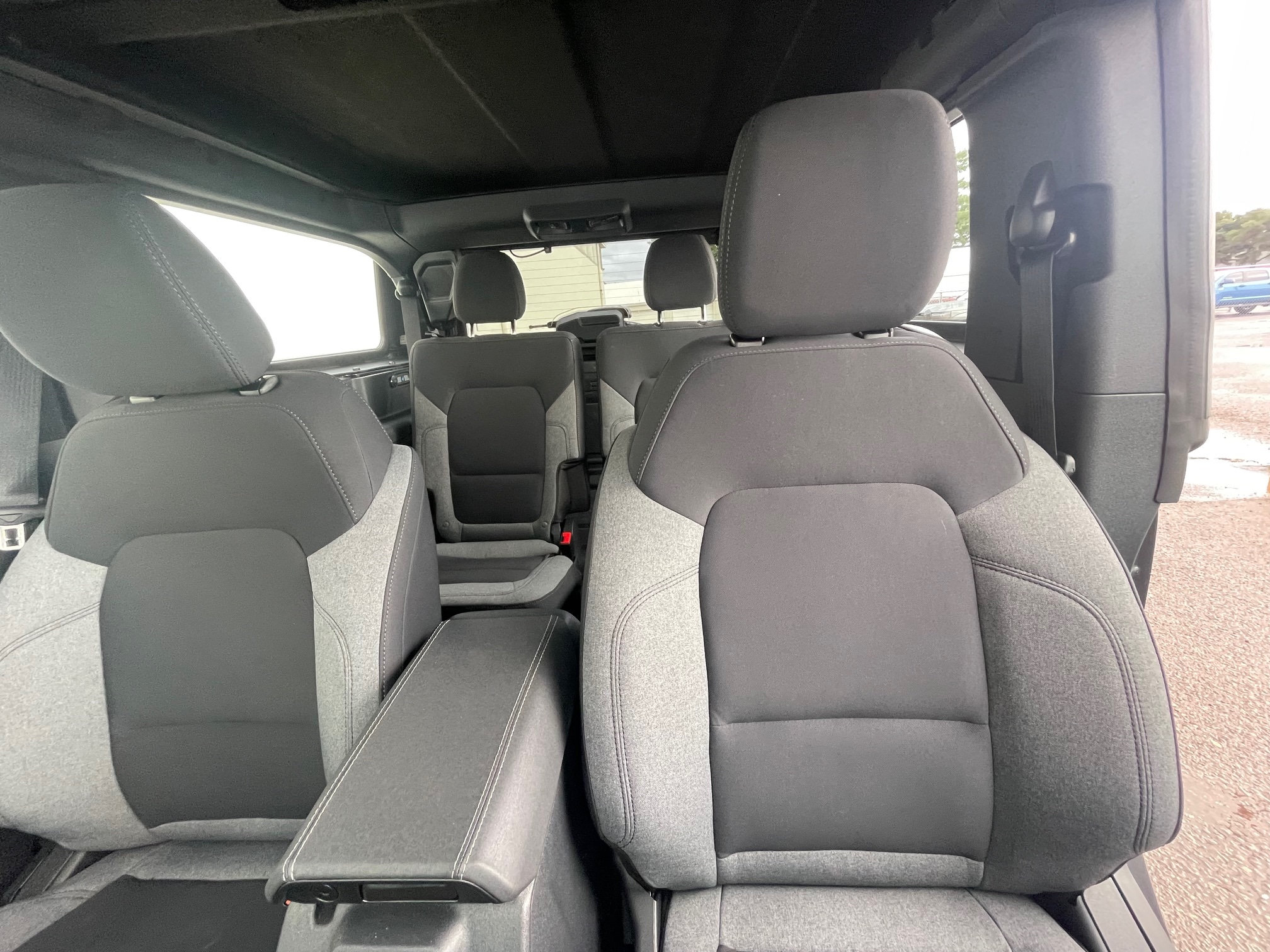 2025 Ford Bronco 2-Door Base - Photo 20