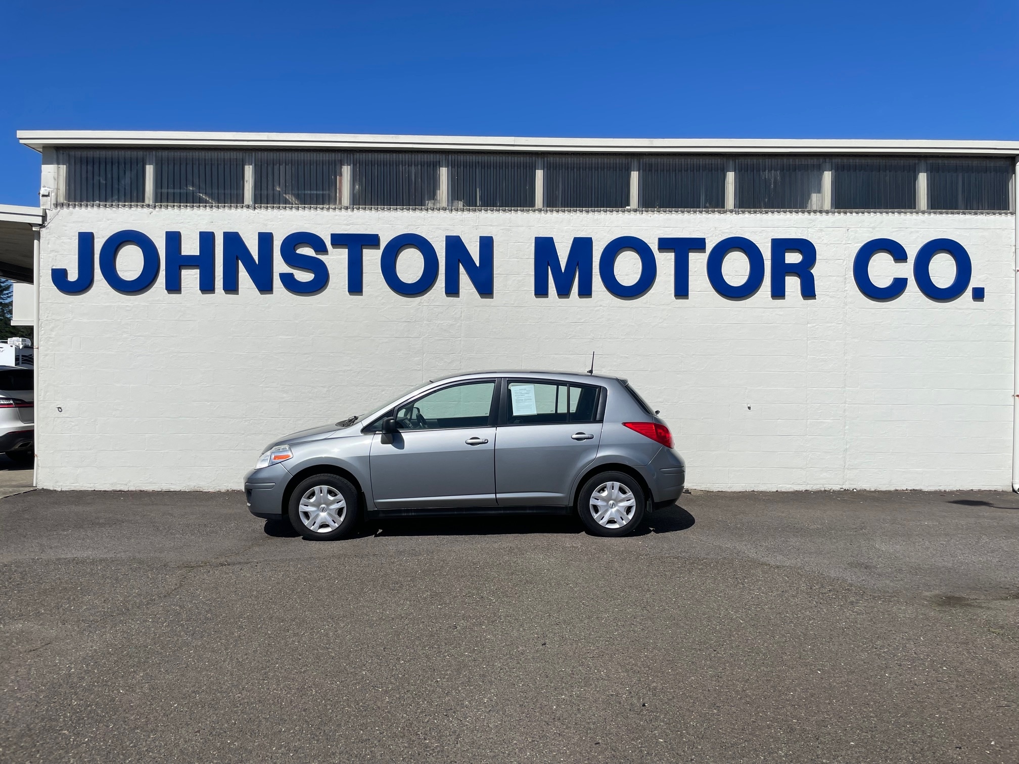 Used 2011 Nissan Versa S with VIN 3N1BC1CP7BL512247 for sale in Florence, OR