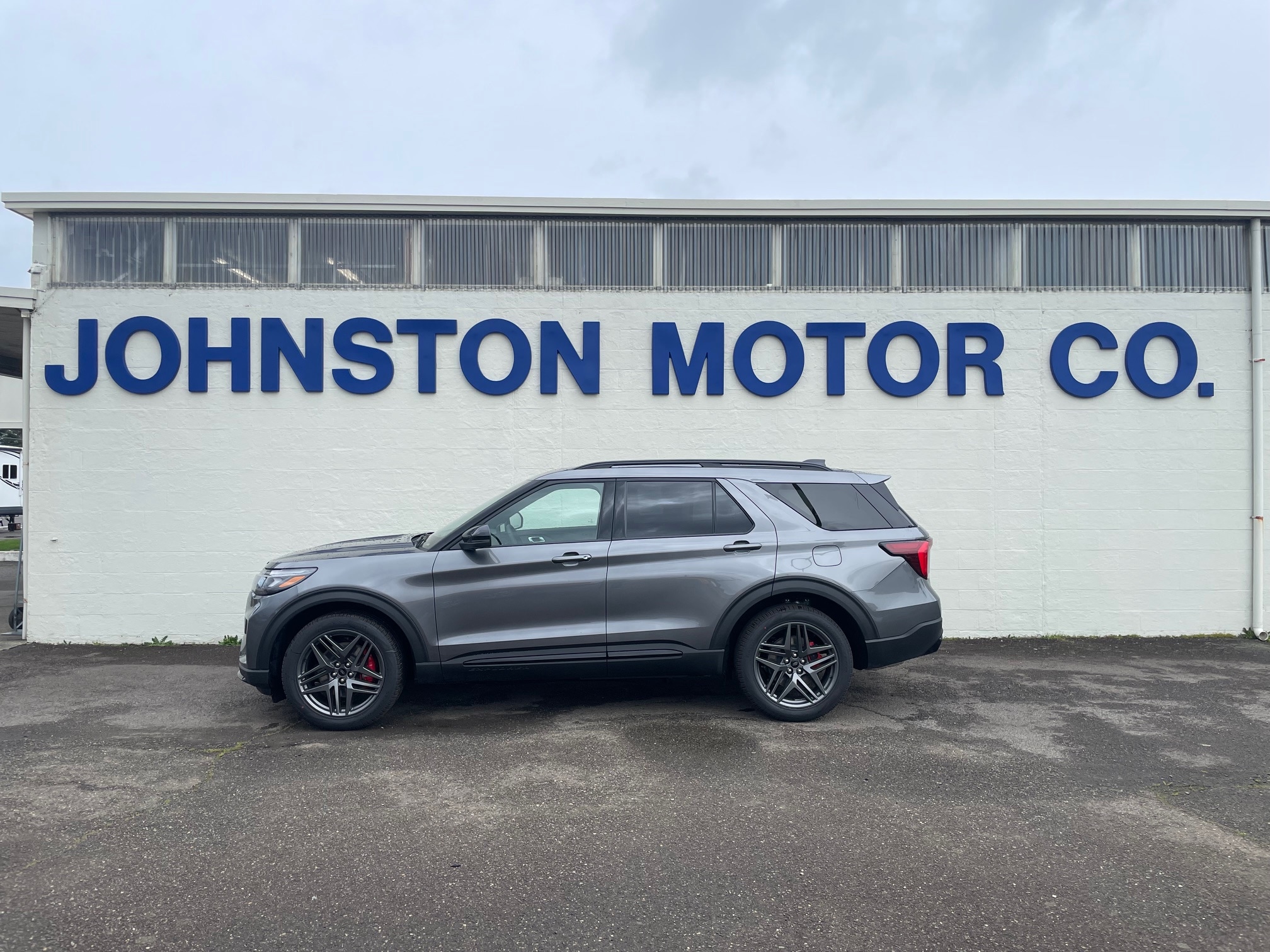 2026 Ford Explorer ST 4WD's photo