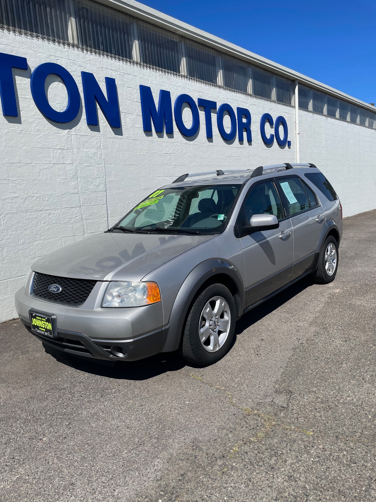 Used 2007 Ford Freestyle SEL with VIN 1FMDK05167GA15693 for sale in Florence, OR