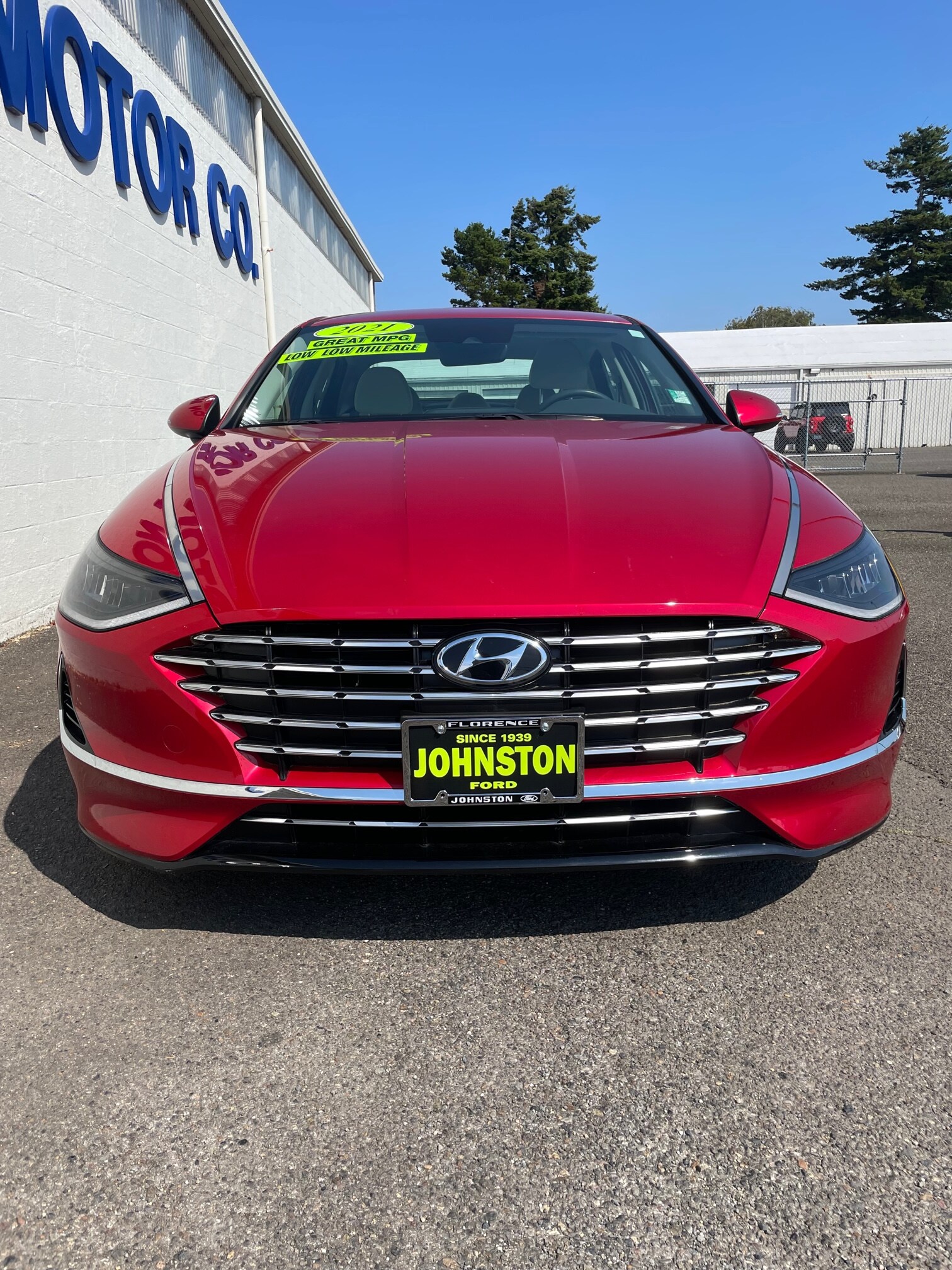 2021 Hyundai Sonata Hybrid photo 2