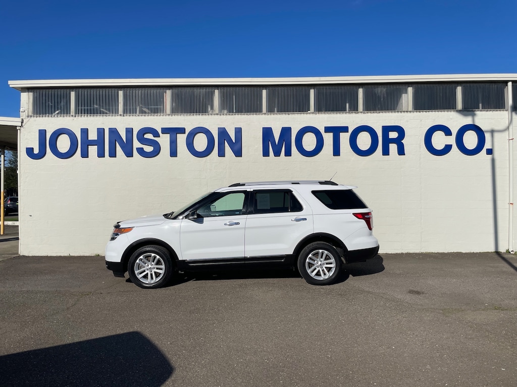 2014 Ford Explorer XLT photo 2