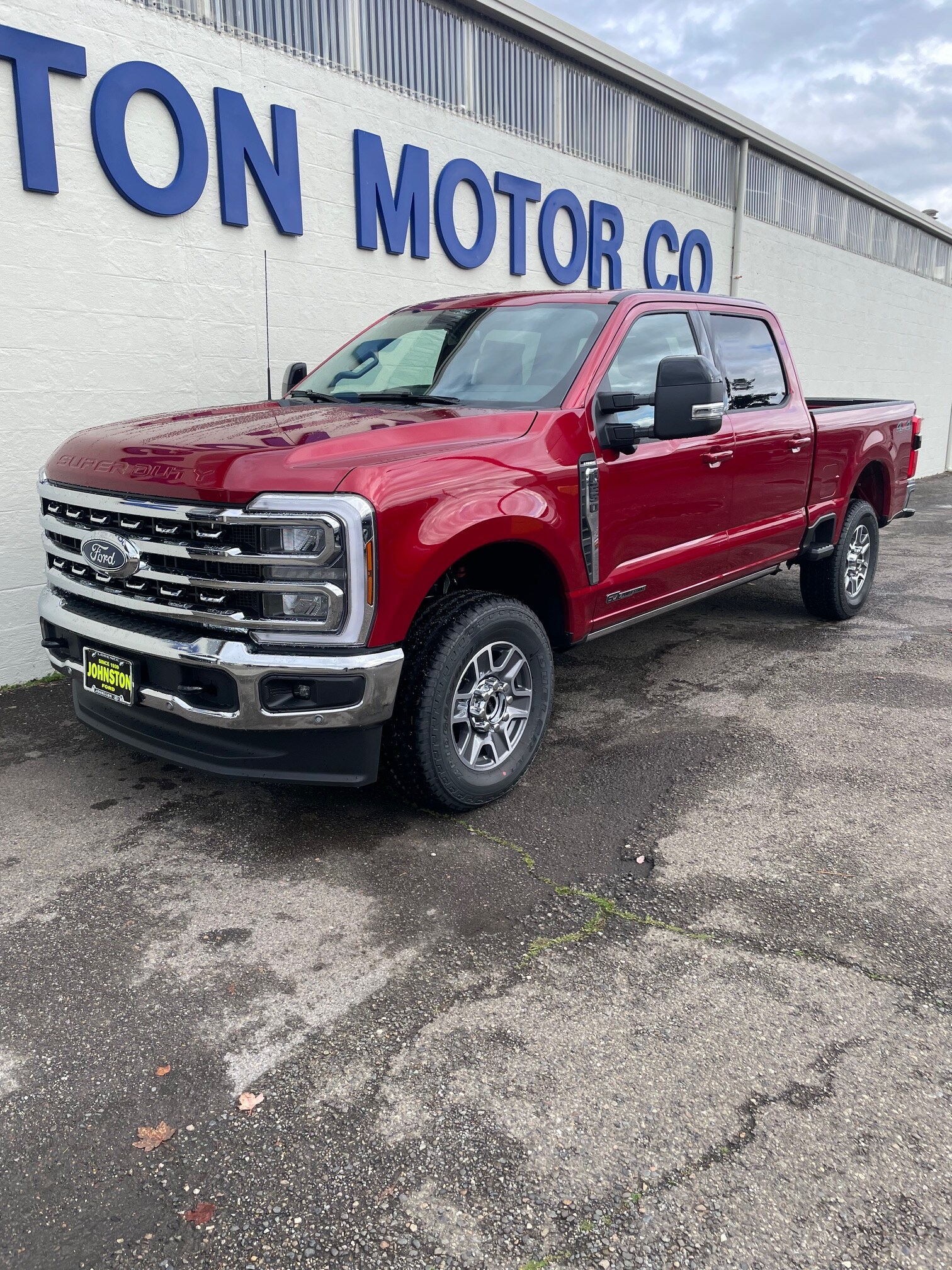 2026 Ford F-250 Super Duty Lariat - Photo 2
