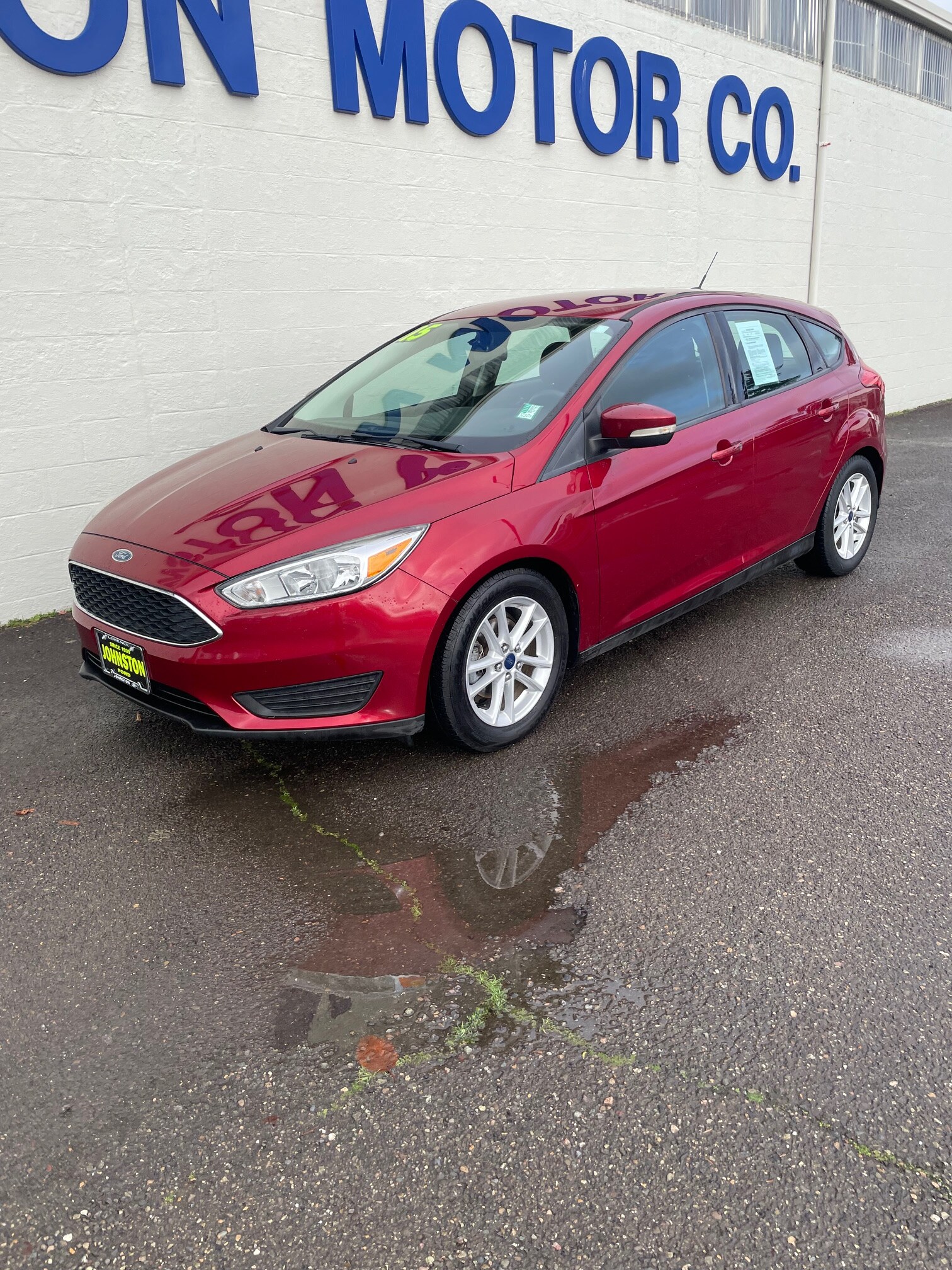 2015 Ford Focus SE photo 2
