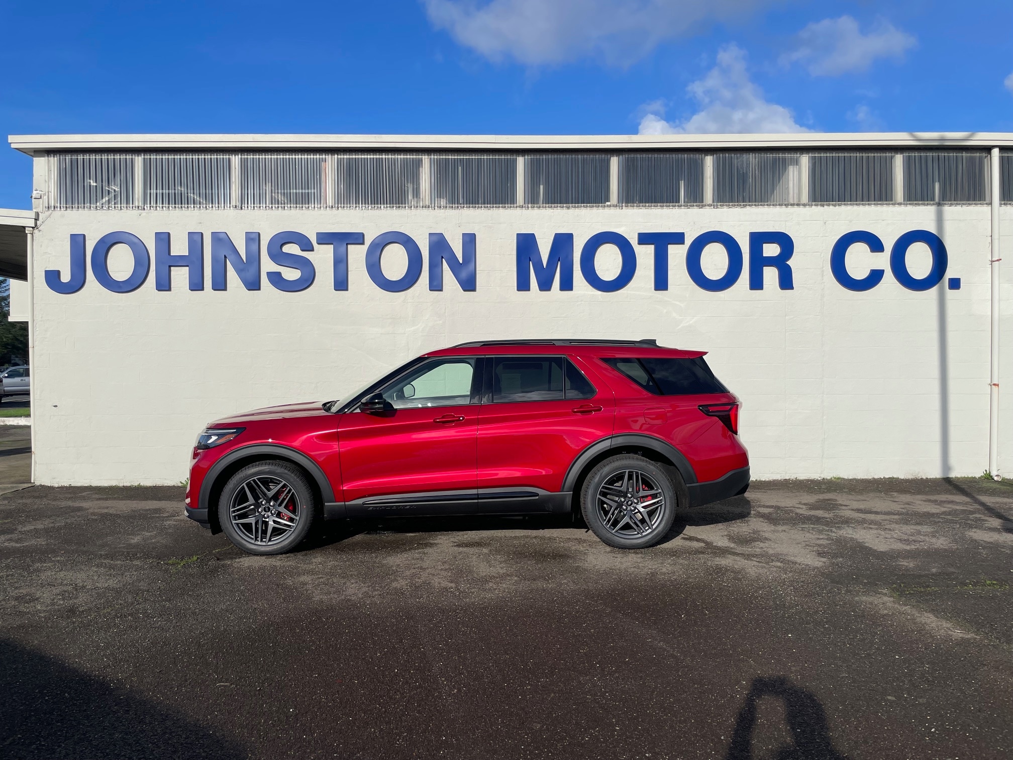 2026 Ford Explorer ST's photo