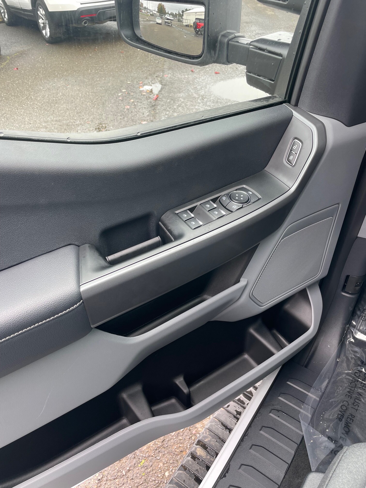 2026 Ford F-350 Super Duty XLT - Photo 16