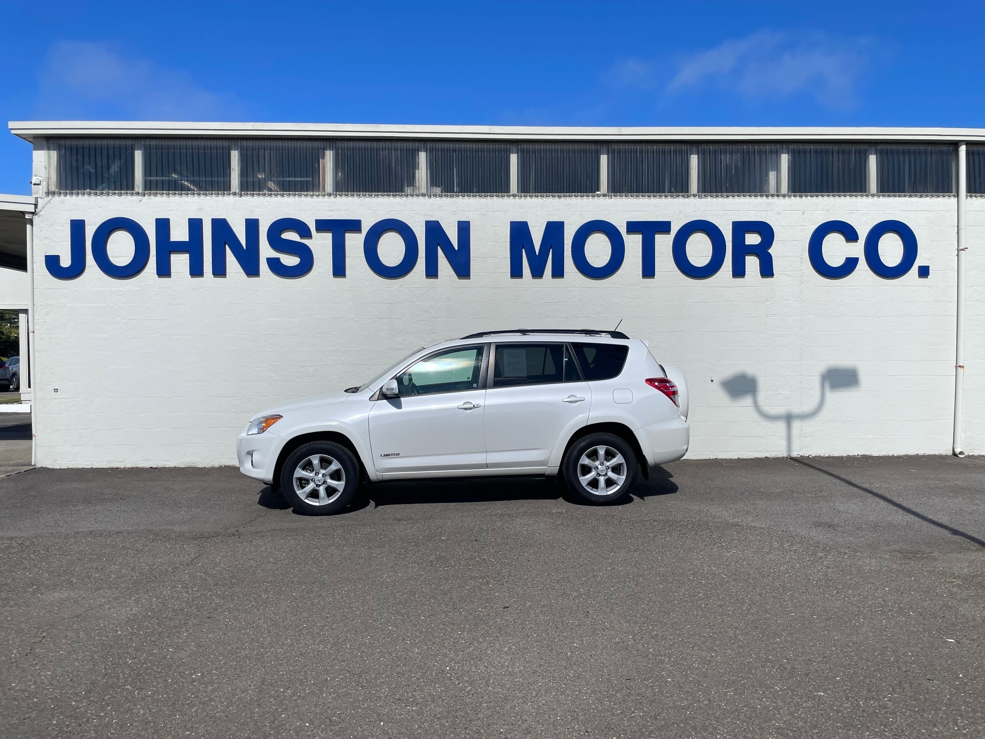 Used 2012 Toyota RAV4 Limited with VIN 2T3DK4DV0CW070414 for sale in Florence, OR
