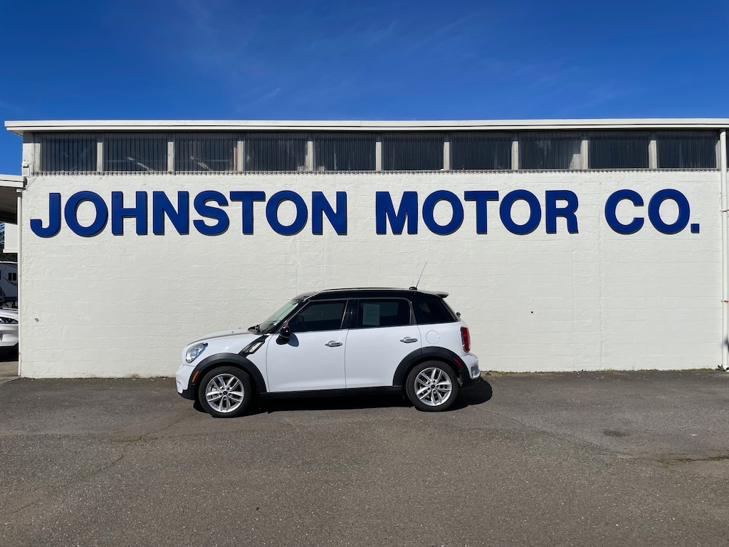 2014 Mini Countryman S photo 2