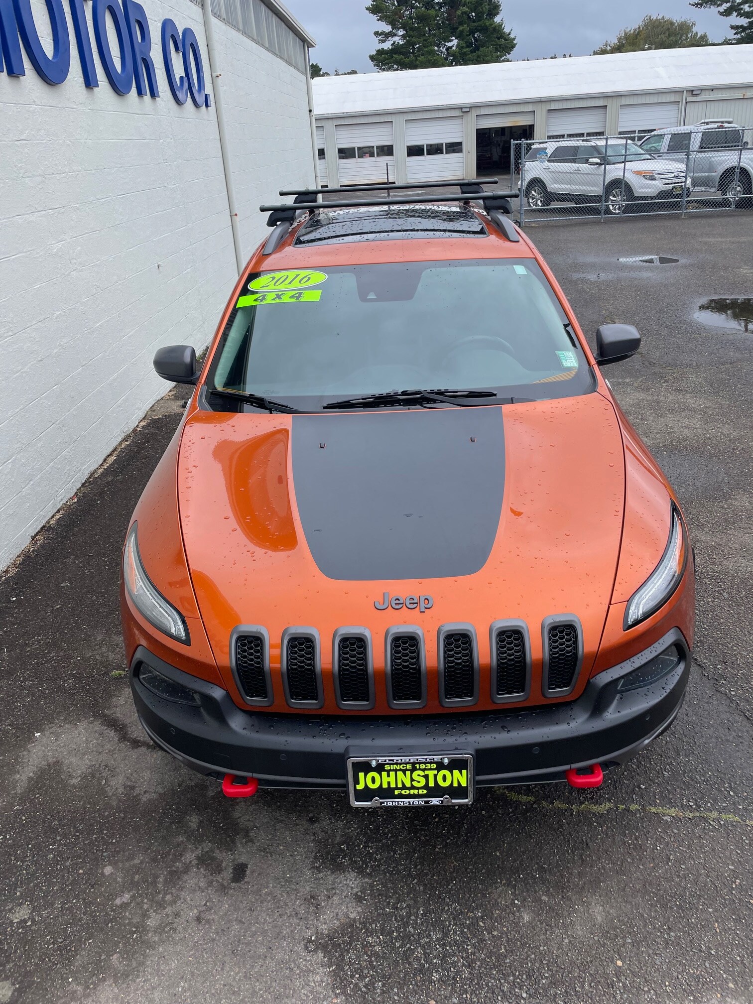 2016 Jeep Cherokee Trailhawk photo 4