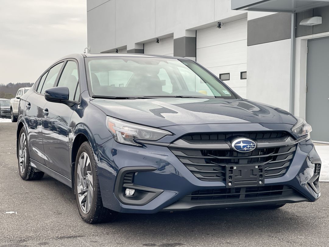 2025 Subaru Legacy Limited's photo